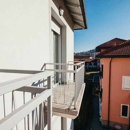 Al 13 Rosso - Lakeside Leisure & Business Stresa Exterior photo