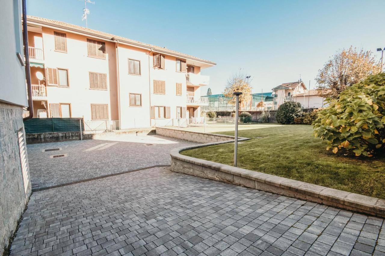 Al 13 Rosso - Lakeside Leisure & Business Stresa Exterior photo